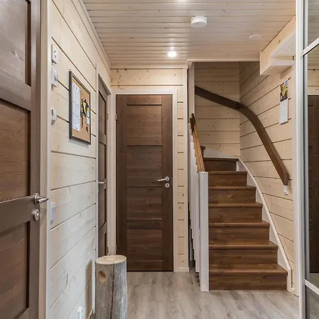 Holiday home Aekaesmartti A By Interhome Akaslompolo